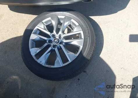 2024 Toyota Rav4 Xle Premium z USA, uszkodzony, nr VIN 2T3C1RFV6RW362103